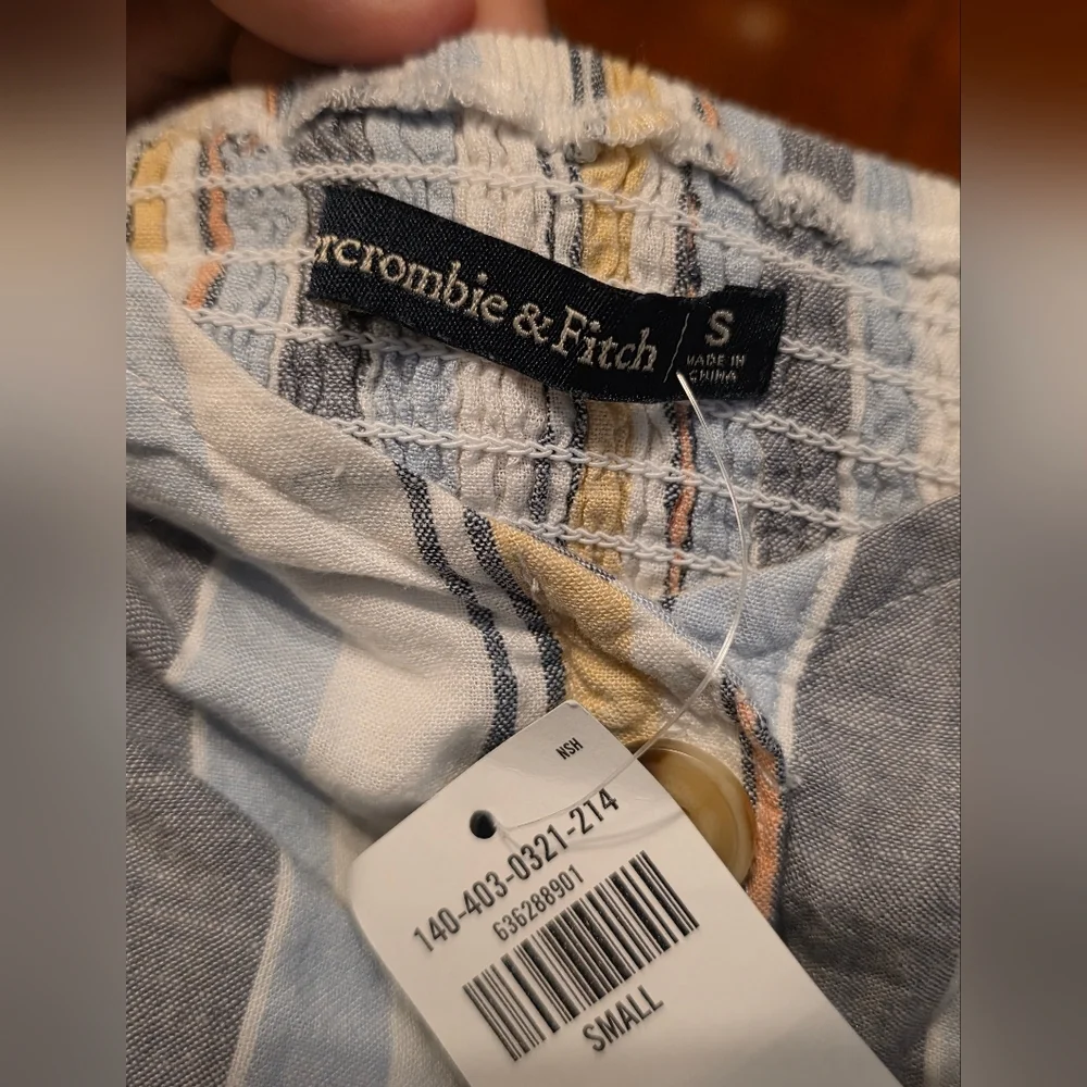 Striped Puff-Sleeve Button-Front Crop Top in Blue/White/Yellow